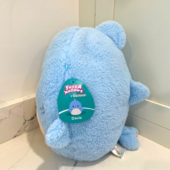 Davie the Shark Fuzz A Mallows  Squishmallows NWT 12” - Picture 2 of 4